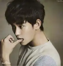 金秀贤陪你攀上顶端百想艺术大赏史上第一人气双冠王