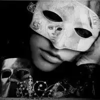 求几个这俩种类型的头像什么都行面具的最好贴近的