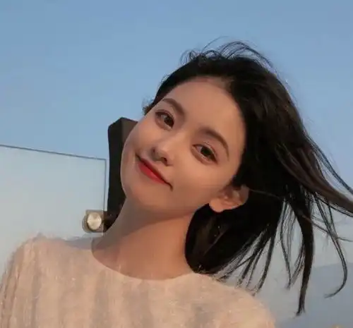 怎么知道女生喜不喜欢你看完这几件事,你就能读懂她的暗示