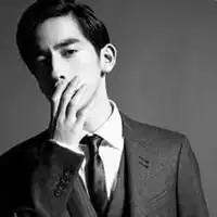 黑白成熟西装男头像黑白欧美穿西装男人头像