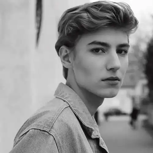 欧美女头欧美男头