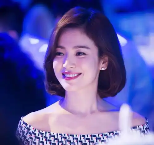 韩国人最爱美女榜和最爱帅哥榜出炉,38岁人妻金泰希和张东健夺冠