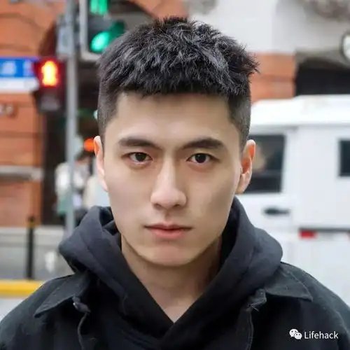 2023春季男生发型流行趋势,帅出圈了