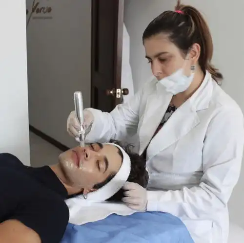 哥伦比亚禁欲男孩文艺名媛风男模felipejaramillo