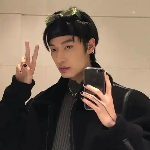 头像背景丨世界一般但你超值