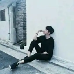 我有个头像,能给我配个情侣的吗