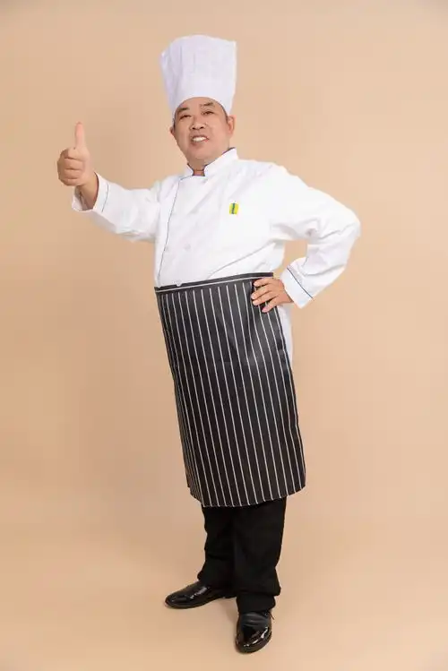 职业主厨烹调厨师人物摄影图摄影