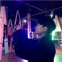 男生头像图片帅气侧身小清新短发也是蛮帅气的