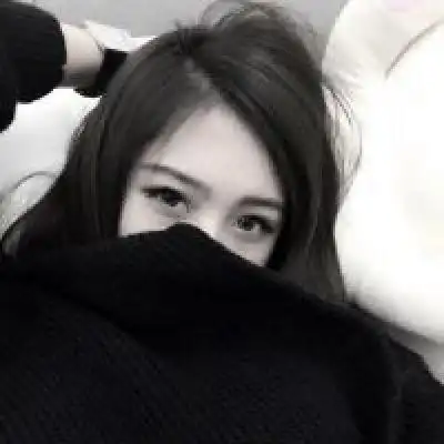 伤感的女生黑白头像一眼见你就会喜欢上你