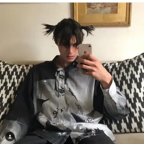 有哪些帅气的男生头像真人和动漫的都好