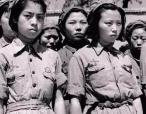 苏联小兵偷走9个日本女俘虏,生下73个孩子,为何女俘虏不反抗