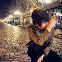 有点小伤感的清新森系男