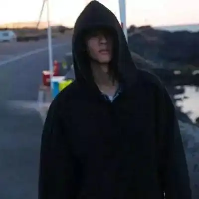 寂寞沮丧qq头像男生伤感孤独