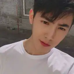 你手机里最舍不得删的一张照片是什么
