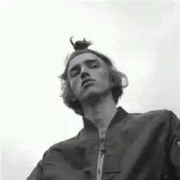 快手头像男生霸气欧美范感情这东西很复杂我拿不稳