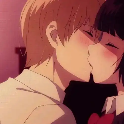 情侣头像丨爱情都可以晚点来,为什么开学不行