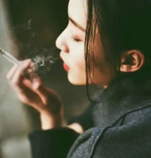 有些话,说的了别人,劝不了自己