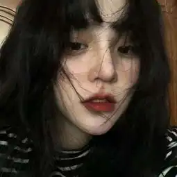 默默守护的女生伤感头像