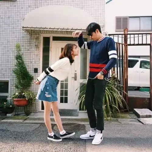 最受大学男生欢迎的女生身高是多少