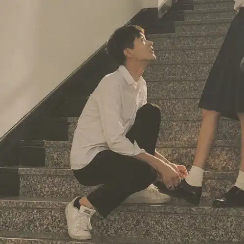 情头一个频繁换情头的人适合谈恋爱吗