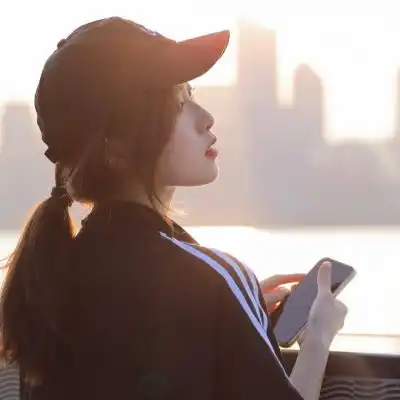 唯美真人女头,好看温柔的头像女生真人