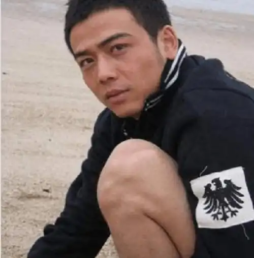 杨烁的毁灭史,从小包总到油腻男,他哪步走错了