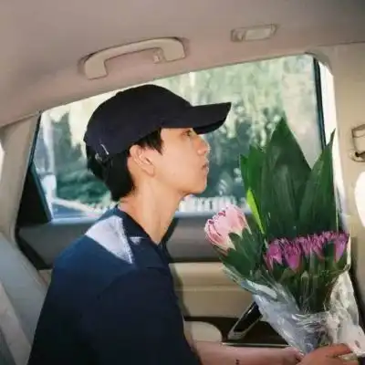 头像你也该喜欢我了