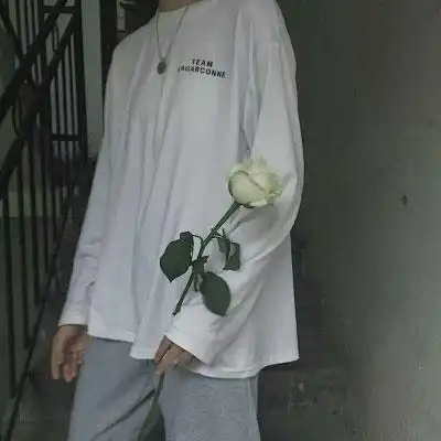 2023最新不露脸文艺气质男生头像