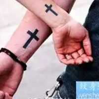 社会男女在一起头像叼烟纹身微信头像图片大全