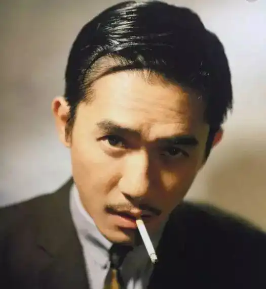 同为f4,朱孝天长成了油腻高晓松,而37岁的他帅成了梁朝伟