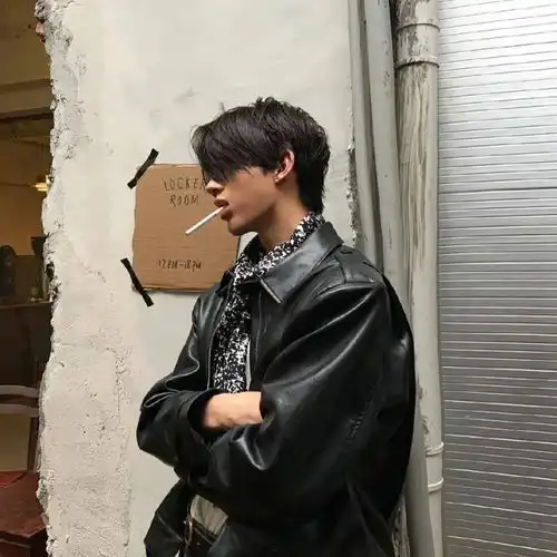 小众头像你明明说过不会离开我的