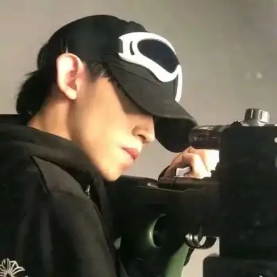 甜甜的头像我允许你走进我的世界