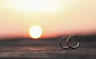 晚上翻来覆去的时候,寂寞的夜你都在想什么