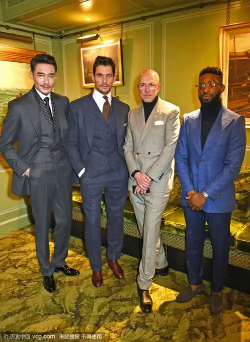 行走的绅士造型指南男神胡兵助阵伦敦男装周