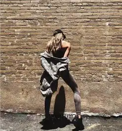 身材火辣的混血模特成日本新晋宅男女神,网友终于审美在线了......