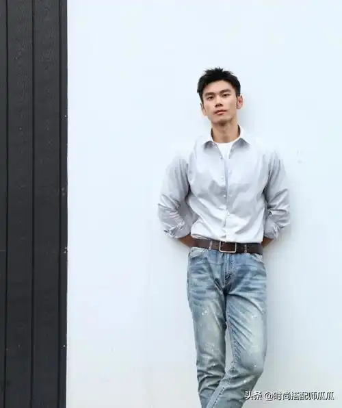 建议男人别再衬衫塞裤腰了,油腻感十足,看着还没品味