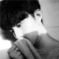 时尚男生混搭头像我喜欢上你了怎么办