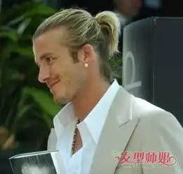 男生怎样留长发过程男生该怎样从短发到长发过渡