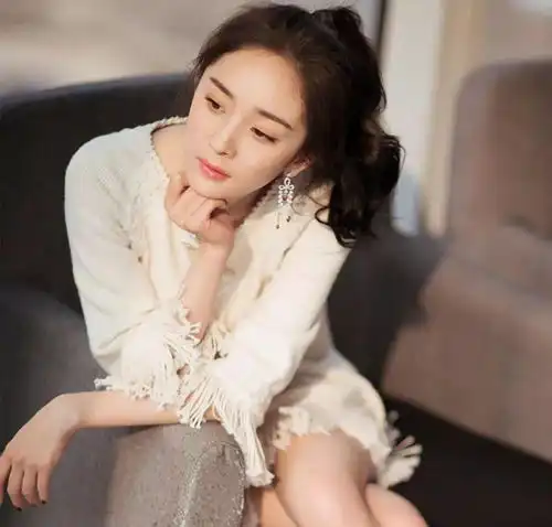 2020秋冬,小香风火了,显贵又高级