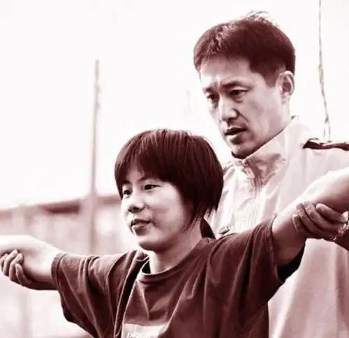 跳水名将退出国家队,改名换姓入日本国籍,女儿竟成日本跳水冠军