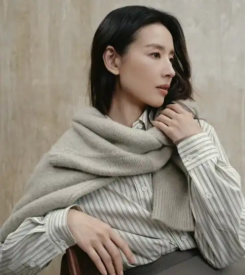 演完金粉世家演半熟男女,从清纯到成熟44岁的她变化很大