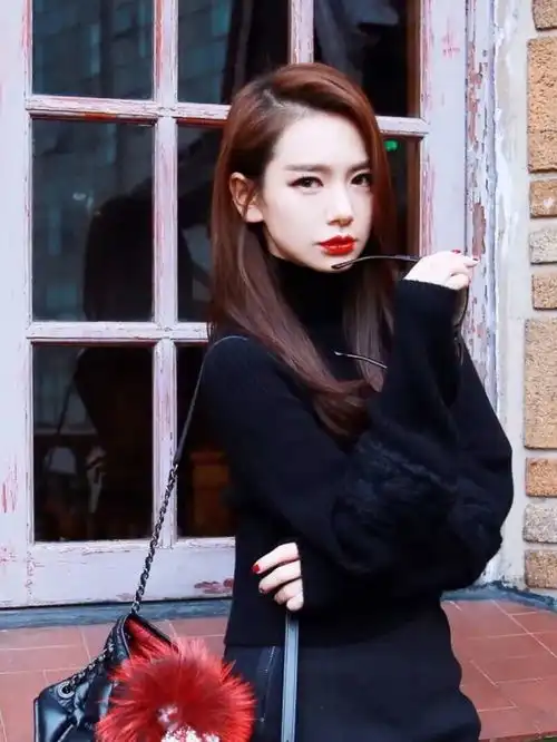 戚薇眼妆被嫌弃,修图师故意p掉,网友这次站修图师傅