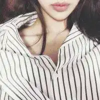 白衣露锁骨的女头微信头像图片大全