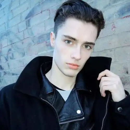 头像不感兴趣不想废话