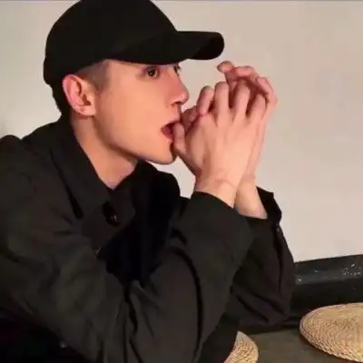 让你一眼心动的小众情头和网名