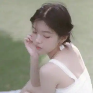 2021年最新款式女生唯美头像