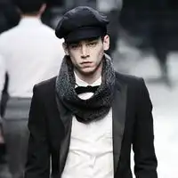 带点邪恶很帅气的动漫男生个性图