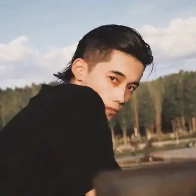 男生头像冷酷帅气侧脸高清真人对方足够想念你那他就可以抵达你的梦境