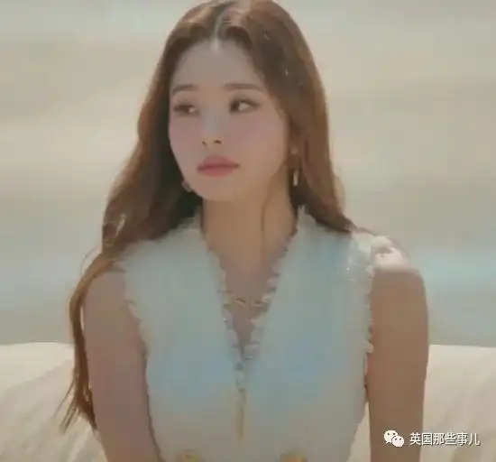 让男人沦陷,让女人大呼人间清醒的韩国妹子,因为一个恋综爆火