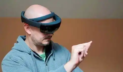 让微软hololens来告诉你未来生活是什么样子的